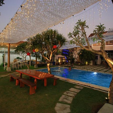 3 Monkeys Lembongan Studio Apartments Gym Recovery Centre المظهر الخارجي الصورة