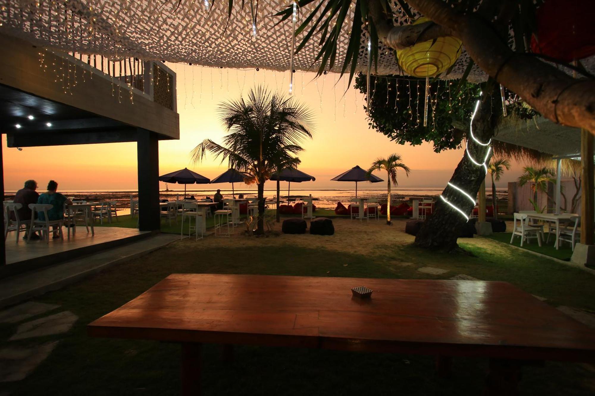 3 Monkeys Lembongan Studio Apartments Gym Recovery Centre المظهر الخارجي الصورة